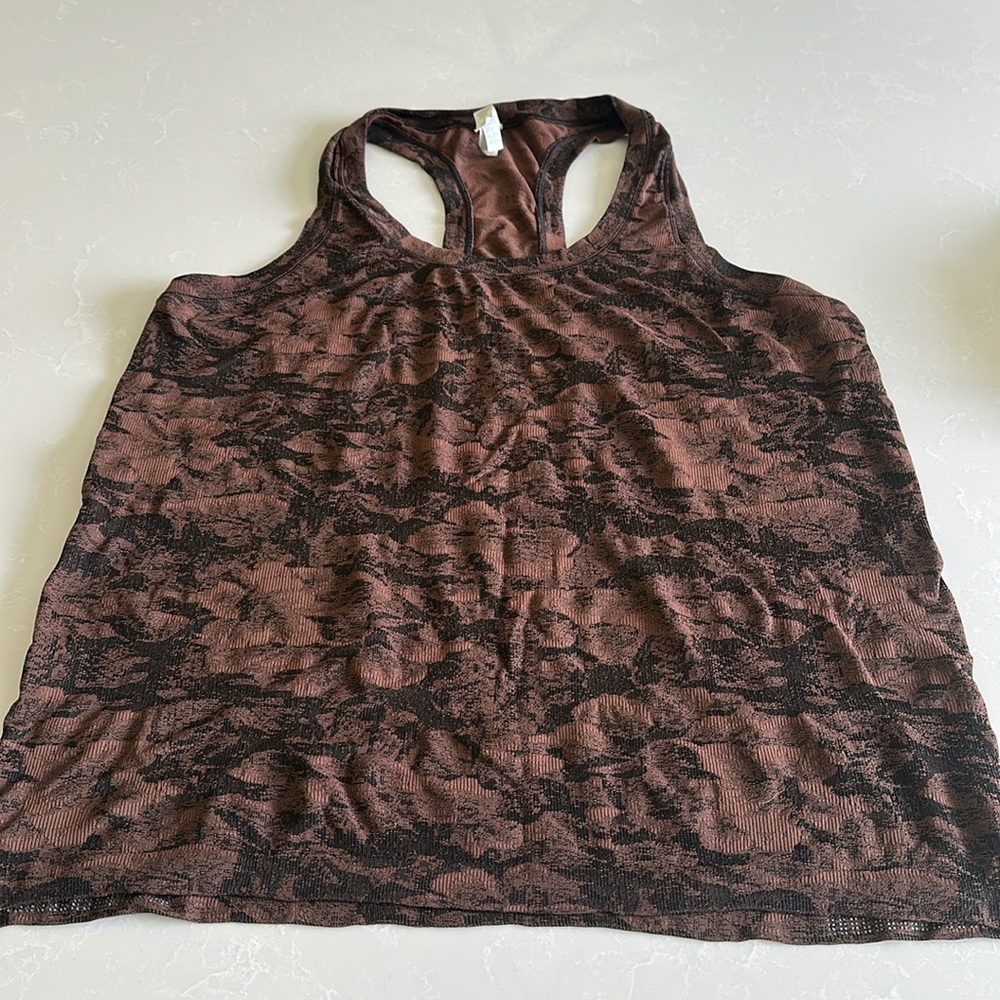Athleta Momentum tank
